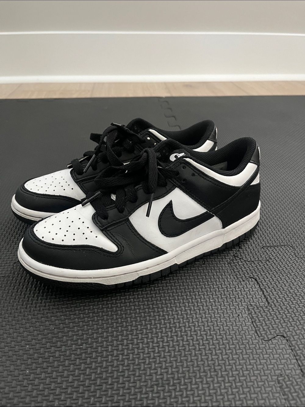 Nike Panda Dunks